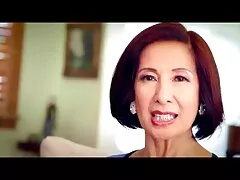 Chàng thanh niên giàu có mời một cô gái tóc vàng quyến rũ đến chỗ của mình. Cô gái thỏa sức nô đùa trong một bể bơi lớn ngoài trời và thậm chí còn có thể hút dưới nước của một người đàn ông. Jessa Rhodes cũng xuất hiện trước mặt người tình trong phòng ngủ trong trang phục phim set phude hay nội y ren tuyệt đẹp.