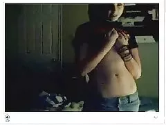 Trong số các cô gái Nhật Bản, mối quan hệ song tính vẫn rất phổ biến. Hai milfs đến từ đất nước châu Á này được để yên và bắt đầu hôn nhau để yên vị trên giường phim sex khong che vietsub vì sự gợi cảm trong vài phút.