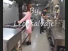 Một cô gái tóc vàng lộng lẫy với đôi mắt to xanh biếc, đôi môi sưng húp và cặp vú căng tròn cân nặng chỉ đơn giản là bị ám ảnh bởi những con cu đực. Cô cho phép một người Tây Ban Nha tự quay phim trên điện thoại, và sau đó từ từ, khéo léo chụp lấy cái buồi của anh ta trong khuôn miệng đầy web sex vietsub hay dâm dục của cô. Liếm cả thân và đầu. Giúp vuốt tay. Những giọt tinh dịch bắn tung tóe trên những bình sữa silicon.
