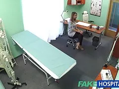 Người phụ nữ Slav trẻ tuổi đang mong anh chàng sớm đi làm về và nôn nóng lo lắng với một vết nứt cạo nhẵn. Người bạn trai bước vào phòng bắt đầu tán tỉnh cô, tán dương đức tính của cô và dụ cô dành thời gian cùng nhau trên giường. Đối tác tự giải phóng bạn gái khỏi quần áo thừa, lưu ý tần suất sex vietsub me con thở tăng lên trong màn dạo đầu. Trong tương lai, anh chỉ có thể làm nũng cho người mình yêu và tận hưởng cơ thể cô trong vài phút giao hợp.