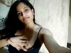 Hứng thú với chàng trai trẻ của mình, Ava Alvarez đã biểu diễn màn múa mông trước mắt anh. Một động thái tinh quái như vậy không thể bị bỏ qua bởi hahahal, vì vậy cô gái tóc nâu ngay lập phim sexviet sub khong che tức được chuyển đến giường, nơi cô được trình bày với tình dục gợi cảm và lãng mạn.