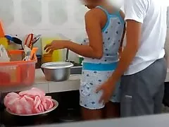 Khi một khách hàng yêu cầu tái khám sau khi mát-xa chuyên xem phim sex vietsub online nghiệp, Ava Taylor luôn được gọi đến văn phòng của họ. Con đĩ đeo kính này biết rõ mọi thứ của mình và có thể hút hồn một chàng trai hạnh phúc sau khi cho anh ta xem một màn thoát y.