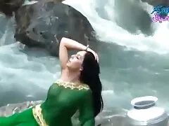 Núm vú nóng bỏng Aletta Ocean, đang tập luyện trong phòng tập thể dục, đã phải lòng một huấn luyện viên nóng bỏng và cơ bắp. Cô gọi anh đến để giúp, và anh, nhìn bộ ngực và cặp mông tuyệt đẹp của cô, không thể cưỡng lại được, vì vậy anh quyết định phim xet vietsud đặt núm vú này vào con cặc của mình. Và cô ấy không bận tâm - cởi bỏ mọi thứ, cô ấy vồ lấy nội tạng của anh ấy và bắt đầu thực hiện một động tác tuyệt vời, và sau đó hoàn toàn phó mặc cho cánh tay cơ bắp của người huấn luyện.